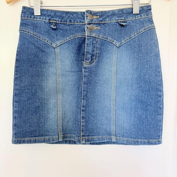 Jill Stuart Dresses & Skirts - Designer Vintage Jill Stuart Denim Mini Skirt Size 4